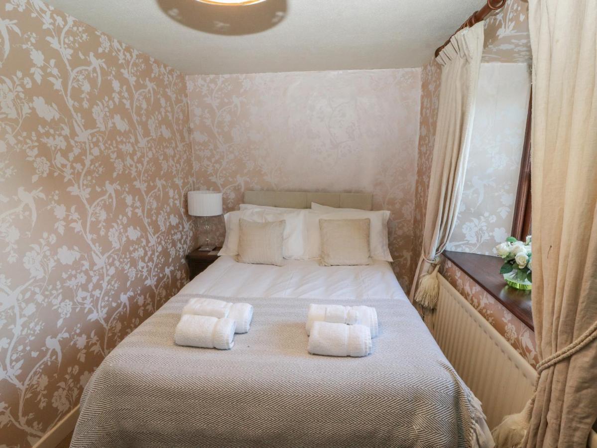 Clerk Beck Cottage Ulverston Bagian luar foto